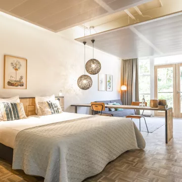 Hotel Bleecker Business Suite.jpg Hotel Bleecker Business Suite.jpg